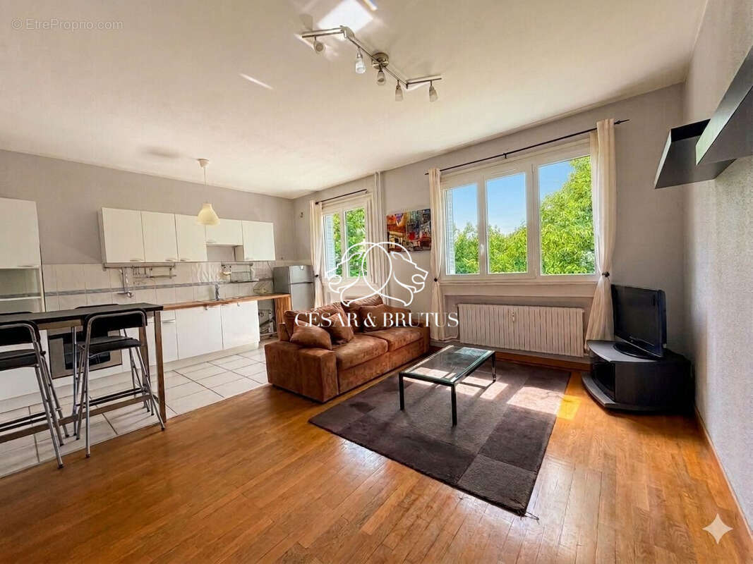 Appartement à LYON-7E