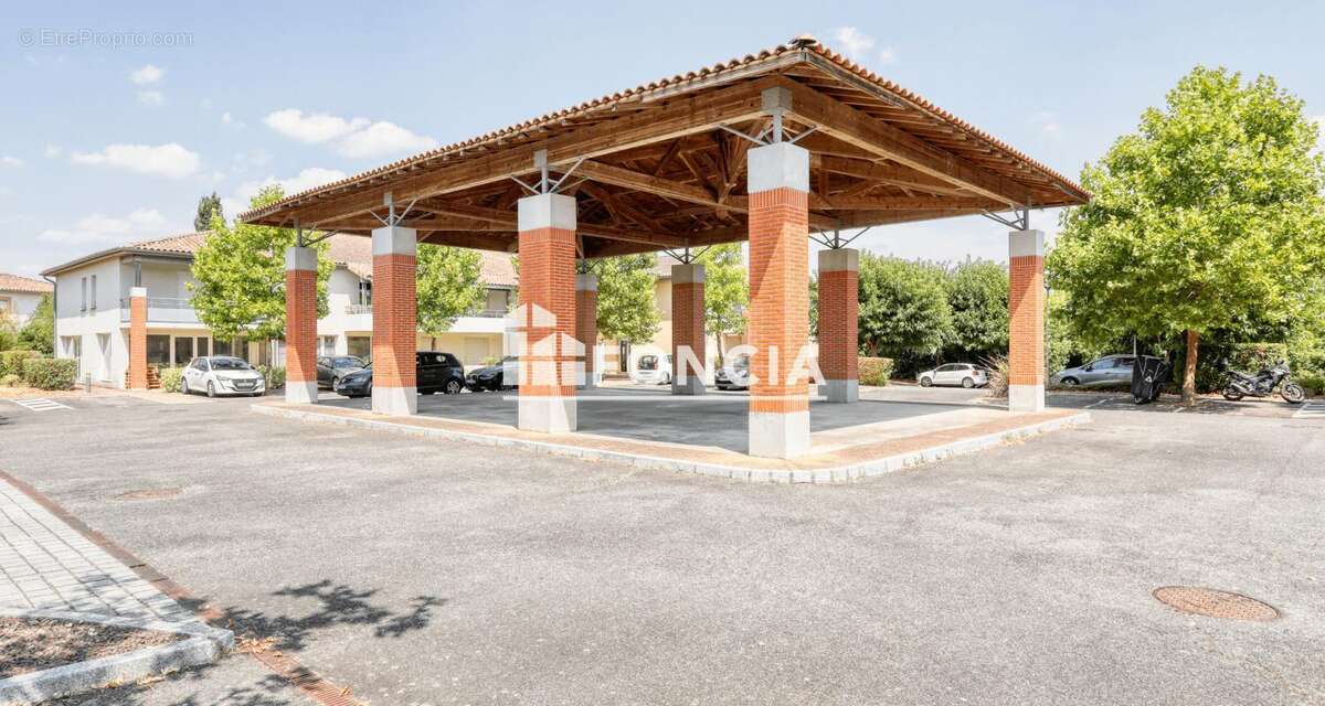MONDONVILLE, T3 avec grande terrasse et 2 places de parking - photo 6