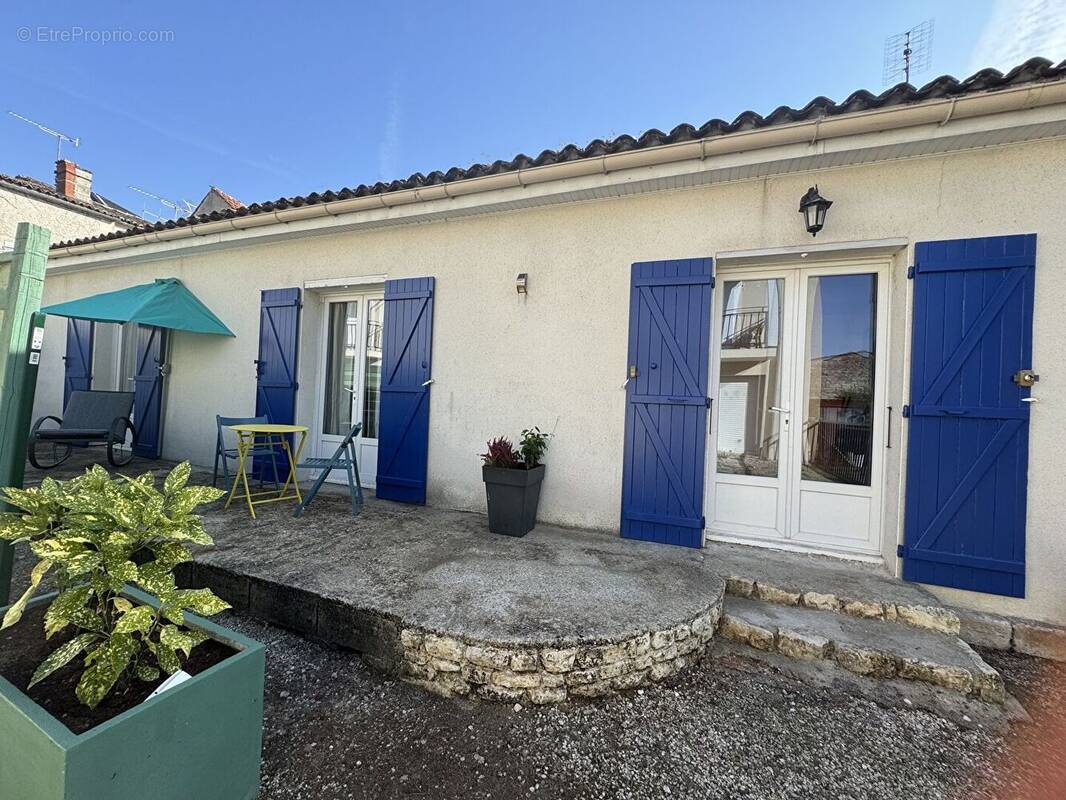 Maison à JARNAC