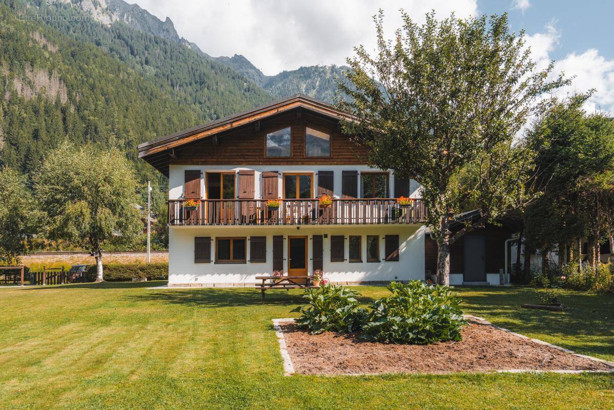 Maison 184 m² à Chamonix-Mont-Blanc  - photo 1