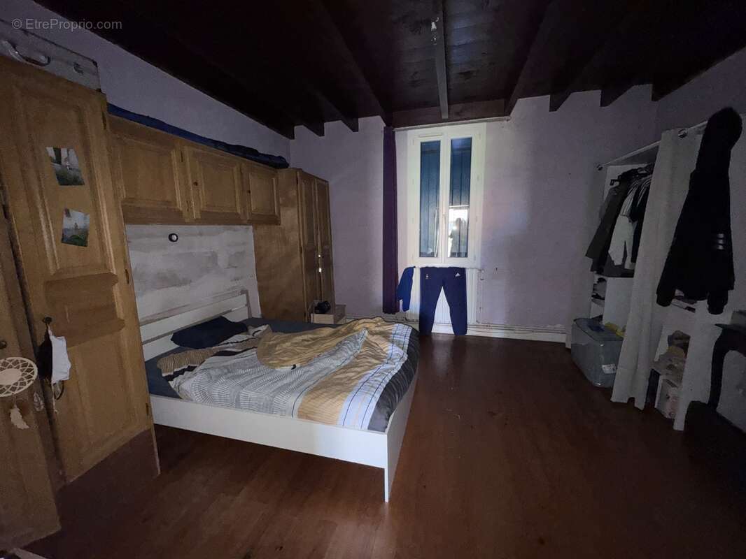 Maison 225 m² à Coutras  - photo 44