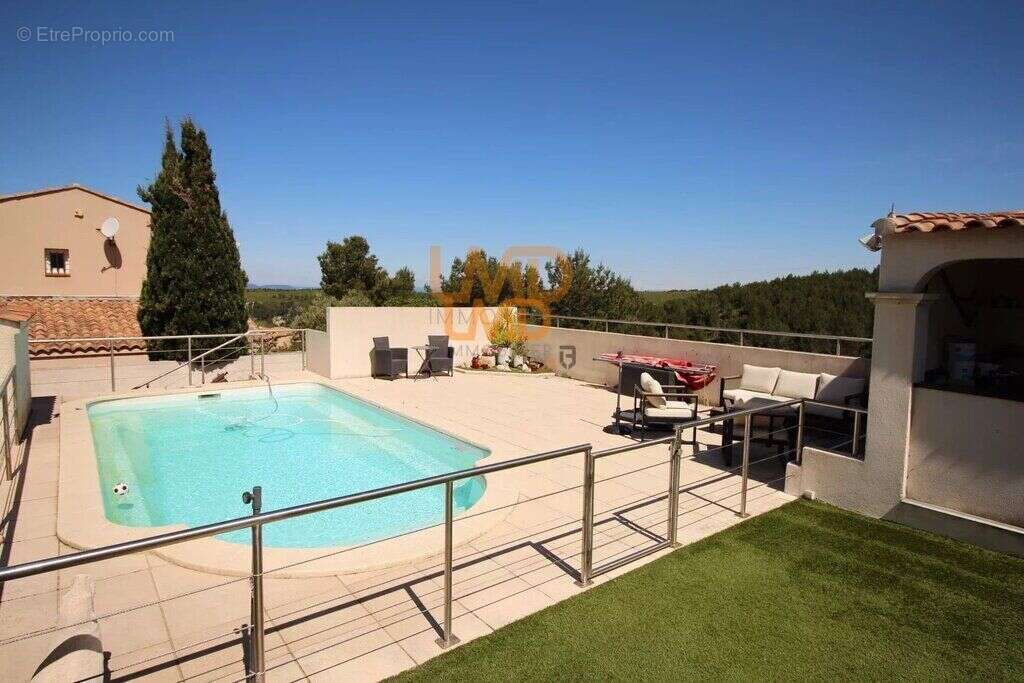 Maison à ENSUES-LA-REDONNE