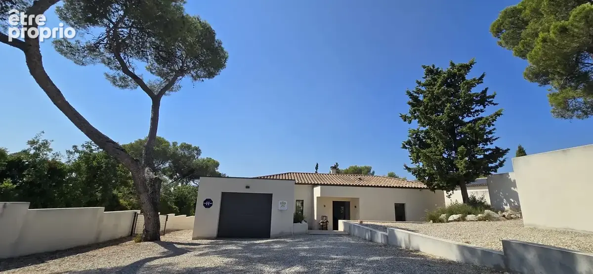 Maison 4 pièces 138 m² à vendre à Nimes (30000) - photo 2