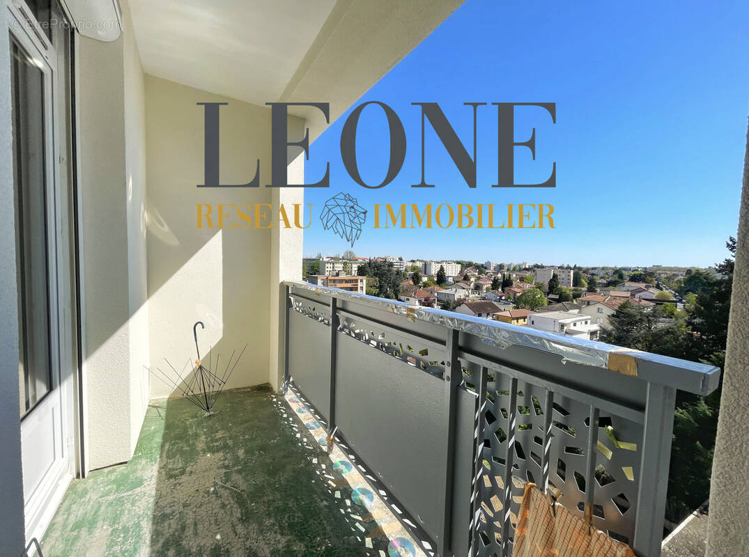 Appartement à BRON