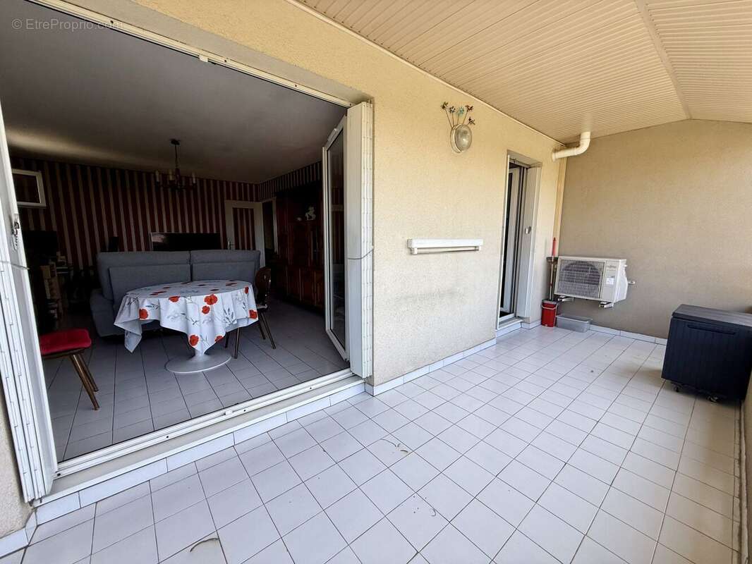 Appartement 65 m² à Nimes  - photo 3