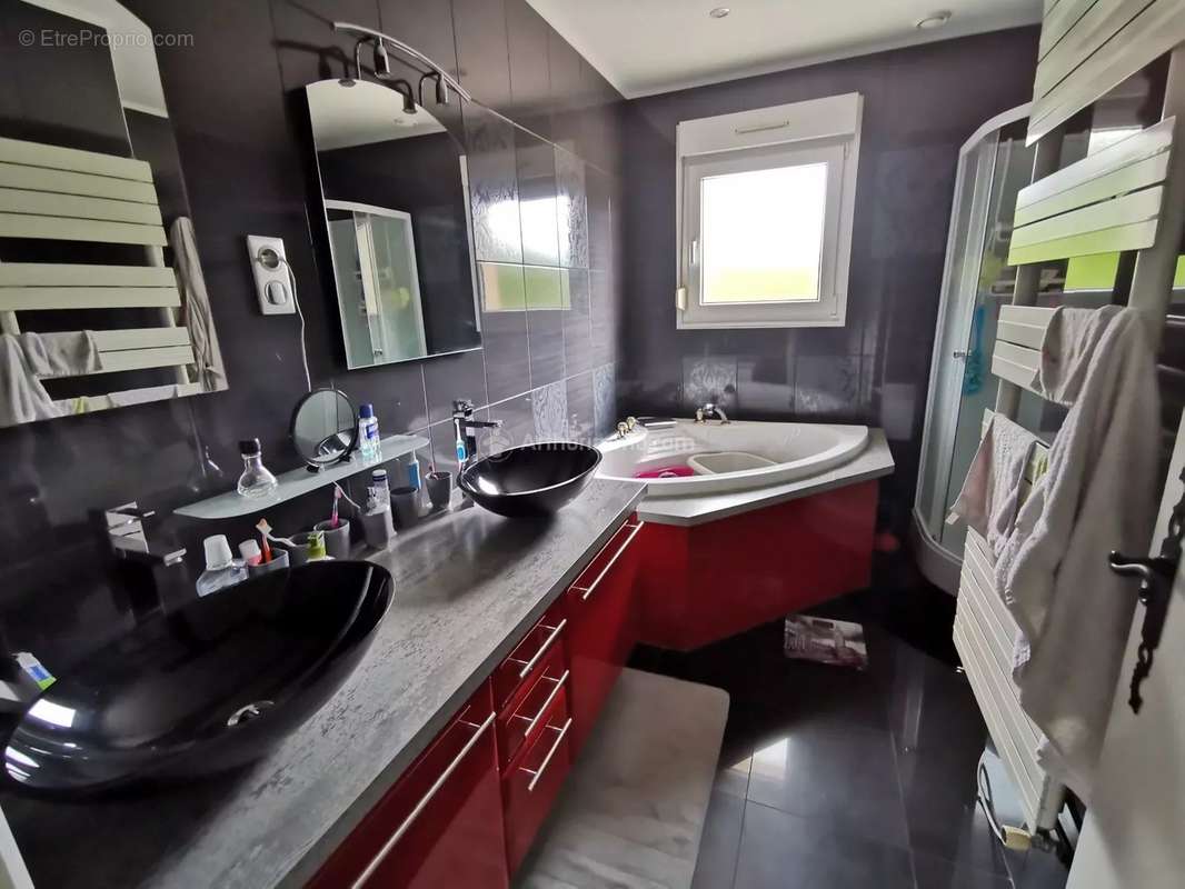 Maison à MONT-LES-NEUFCHATEAU