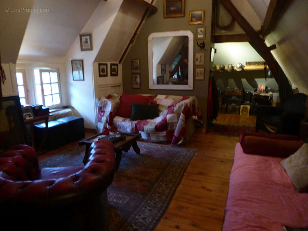 Maison à PONT-L'EVEQUE