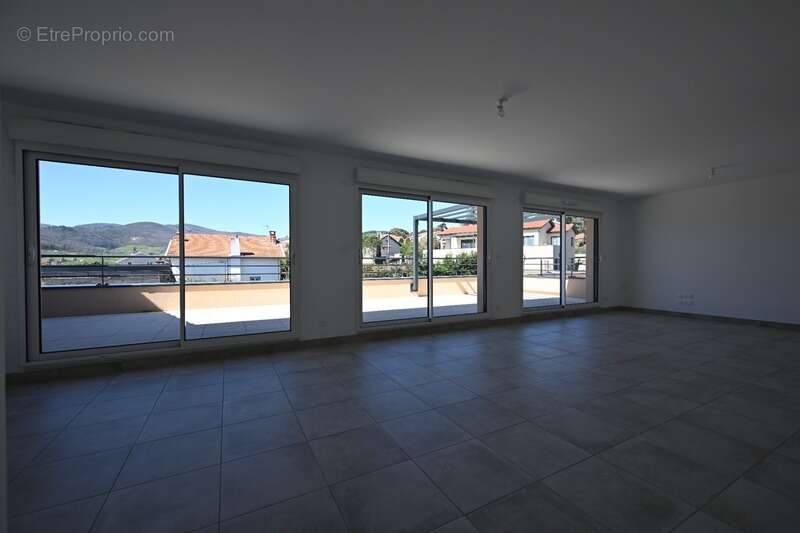 Appartement à VAUGNERAY