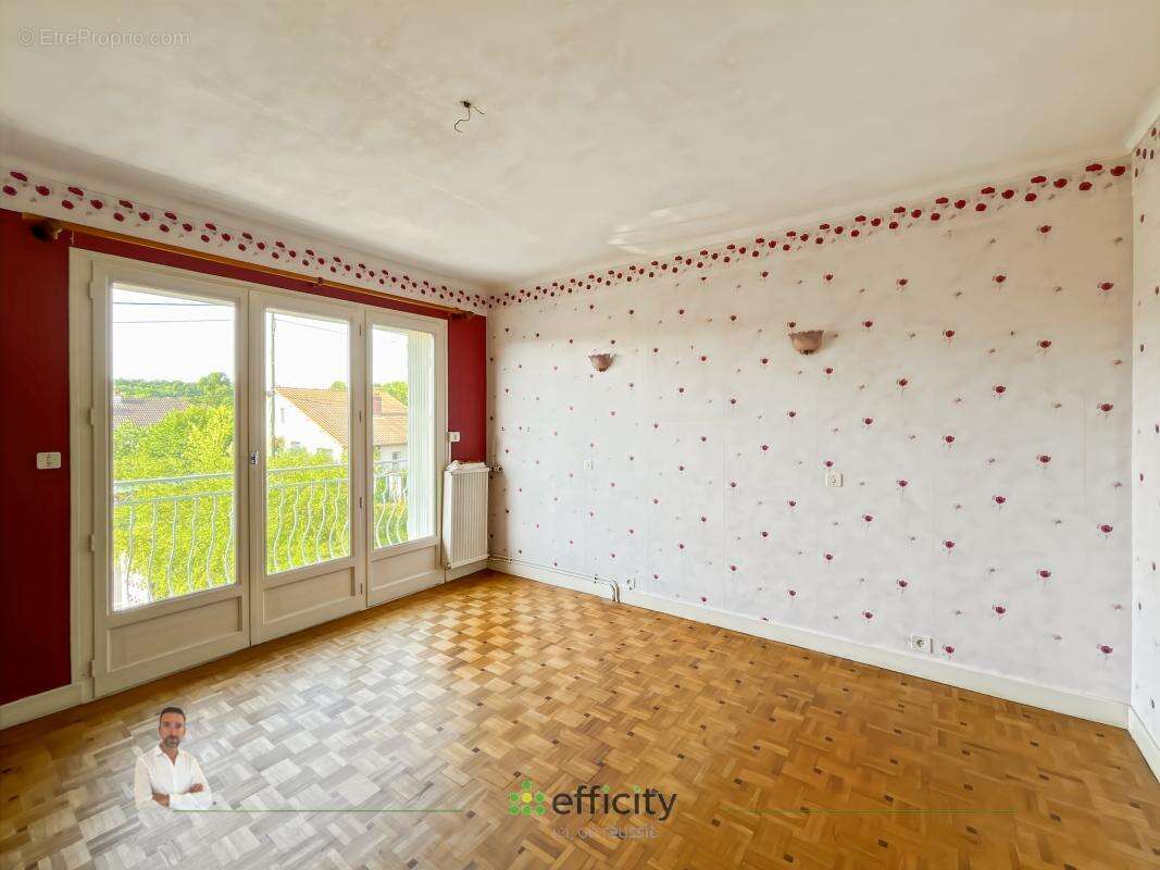 Maison 151 m² à Issoire  - photo 2