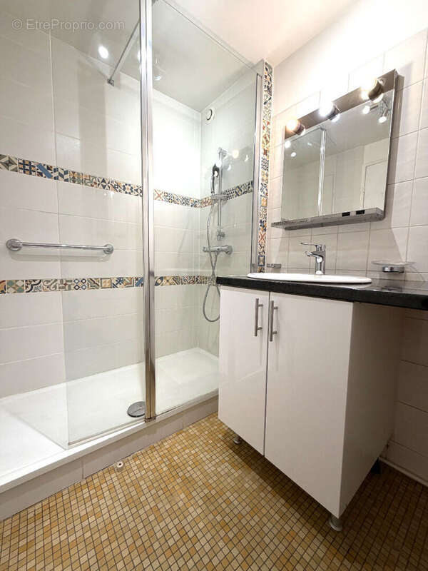 Appartement à SAINT-GRATIEN