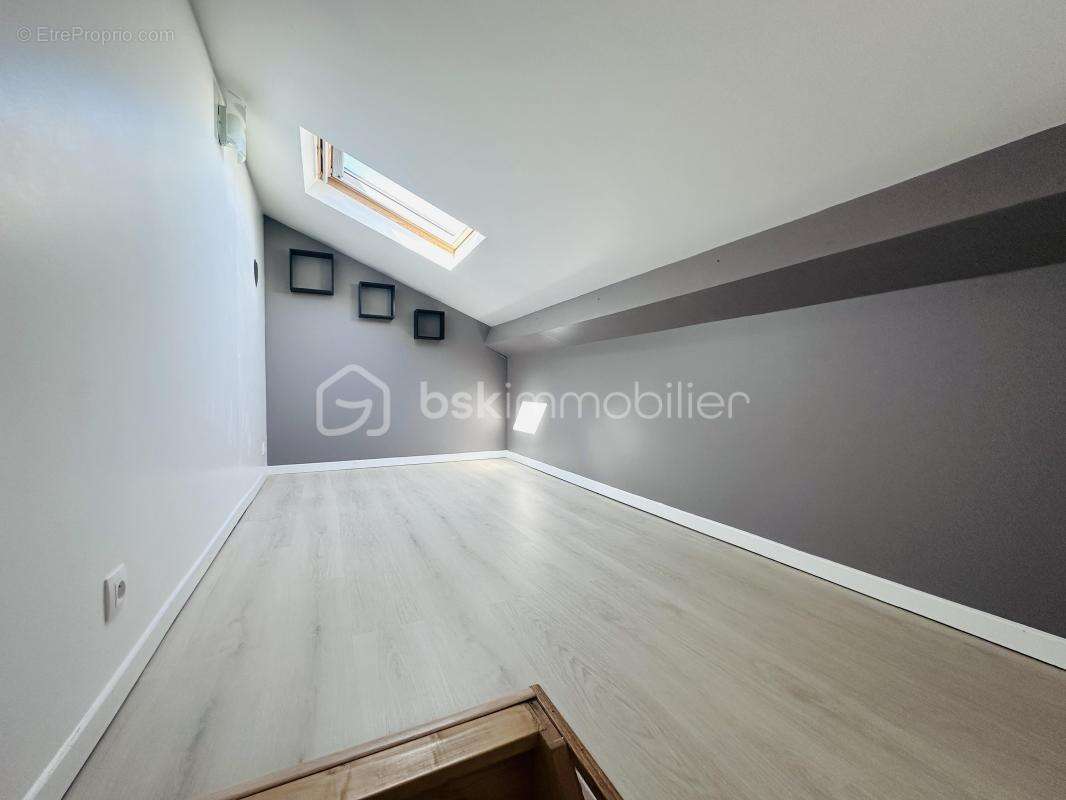 Appartement à BUSSY-SAINT-GEORGES