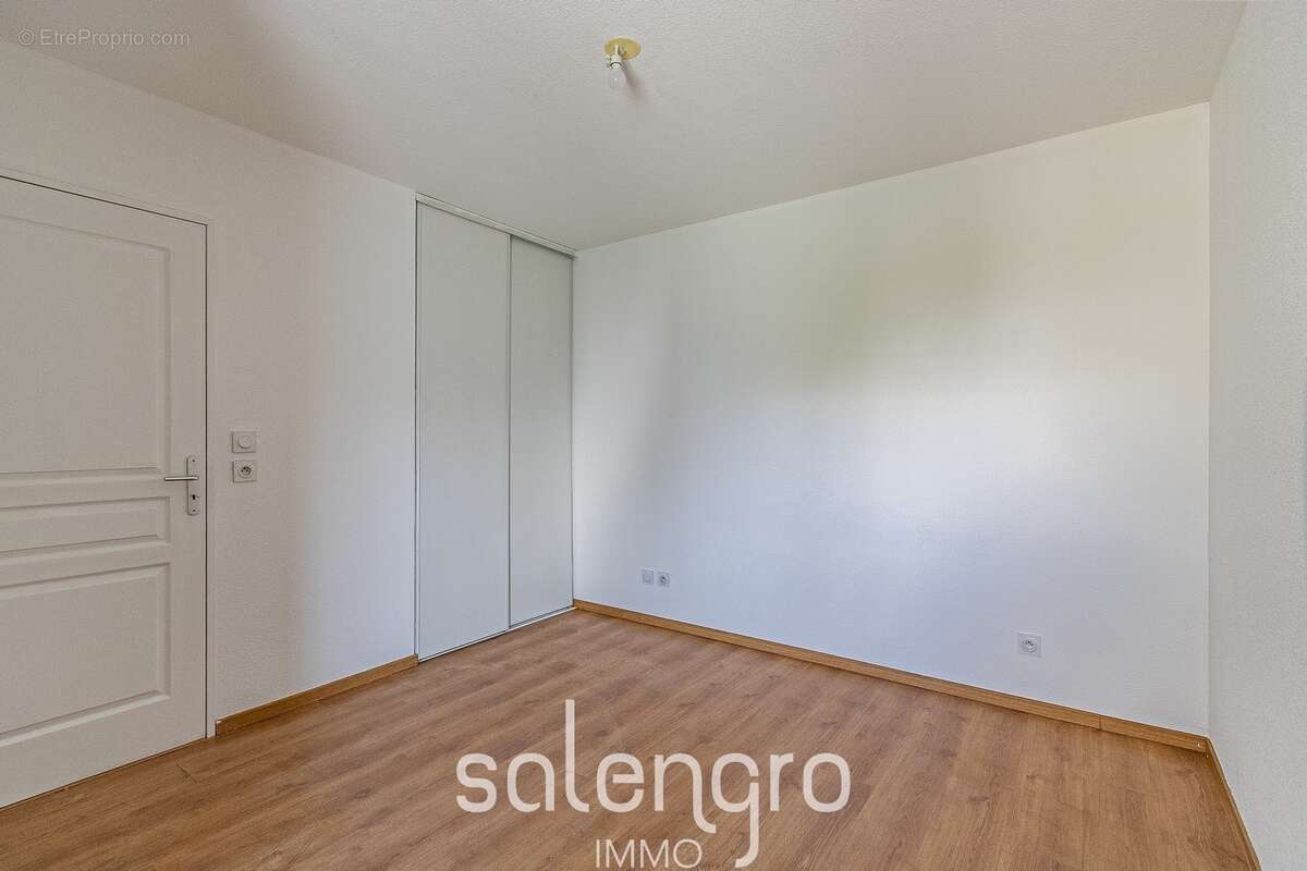 Appartement 65 m² à Villeurbanne  - photo 8