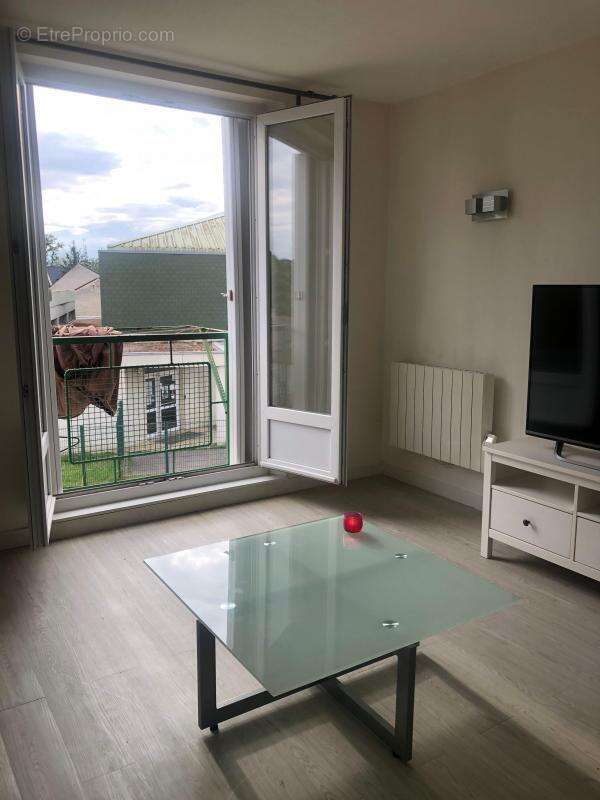 Appartement à LACROIX-SAINT-OUEN