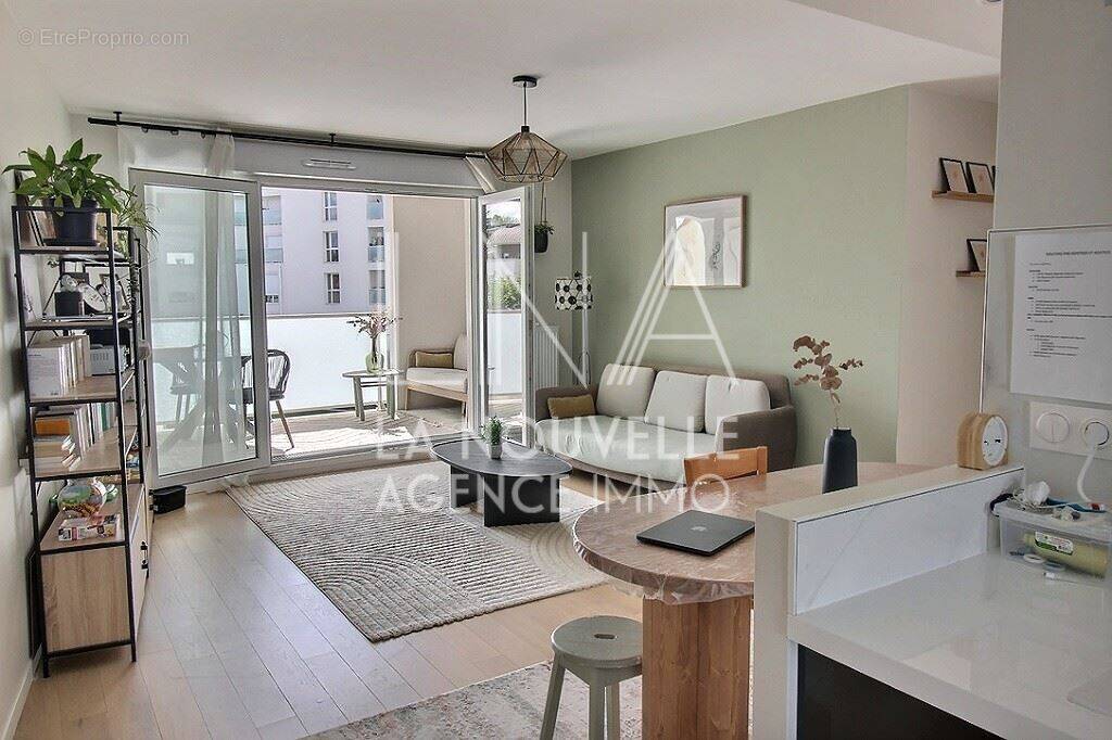 Appartement à NOISY-LE-SEC