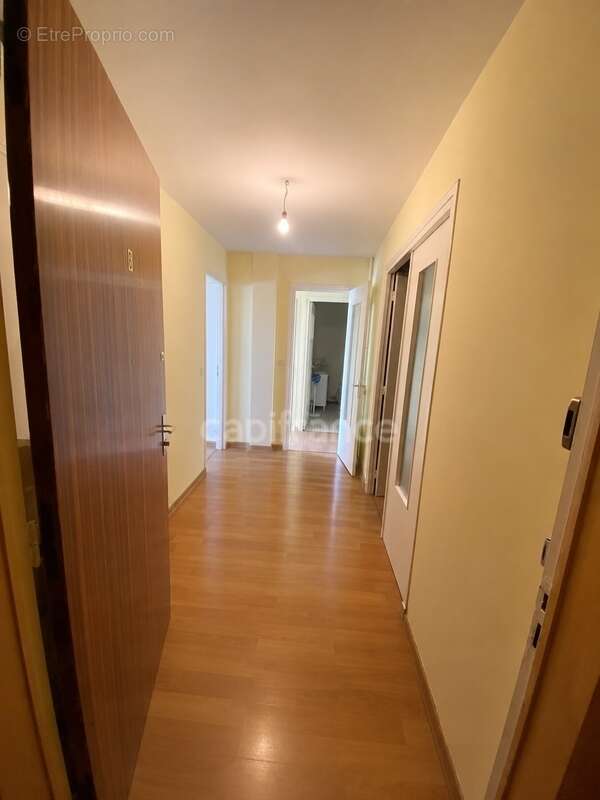 Appartement Lumineux à vendre Centre ville de SAINT DIZIER (52) - photo 2