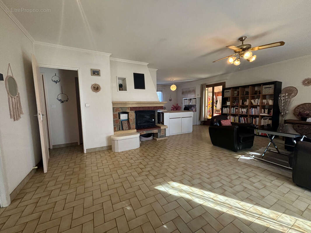 Maison à BOURG-LES-VALENCE