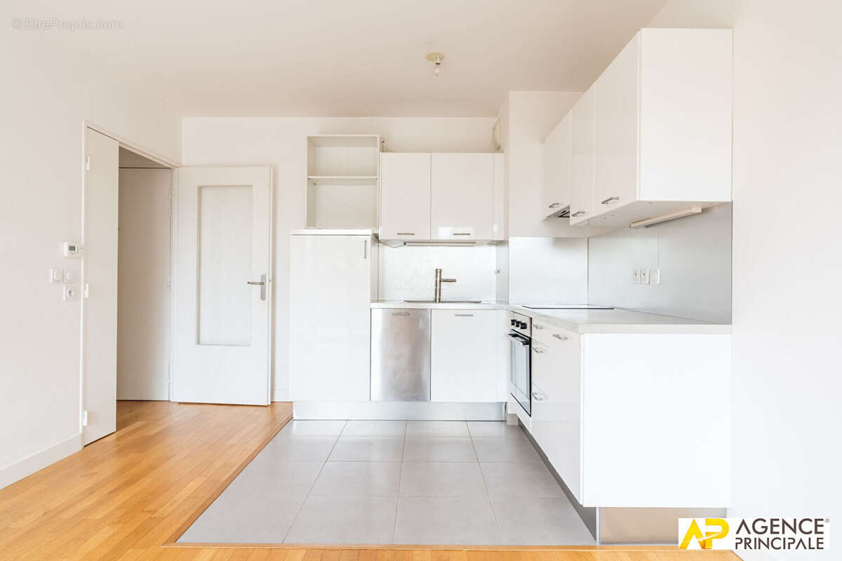 Appartement Maisons Laffitte 3 pièce(s) 50.75 m2 - photo 9