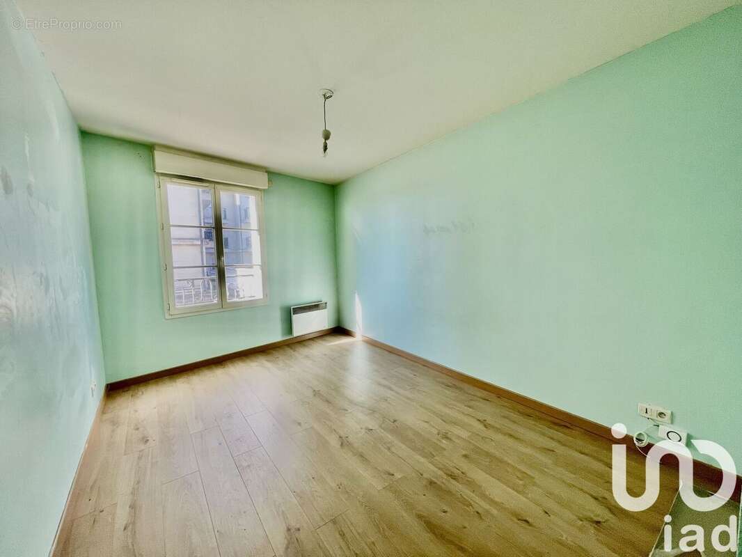 Photo 3 - Appartement à SAINT-FARGEAU-PONTHIERRY