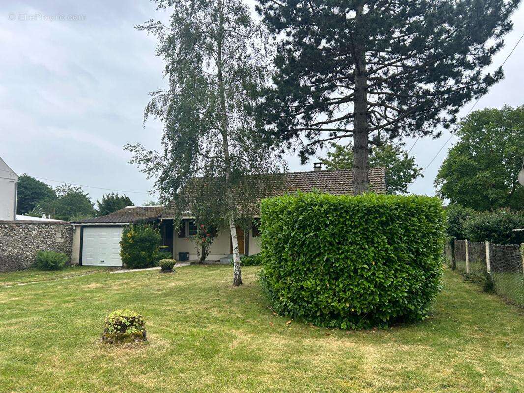 Maison à GRISY-LES-PLATRES