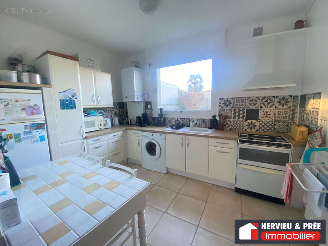 A vendre maison ancienne  4 pp bourg cotier  (93 m2 au sol) - photo 2
