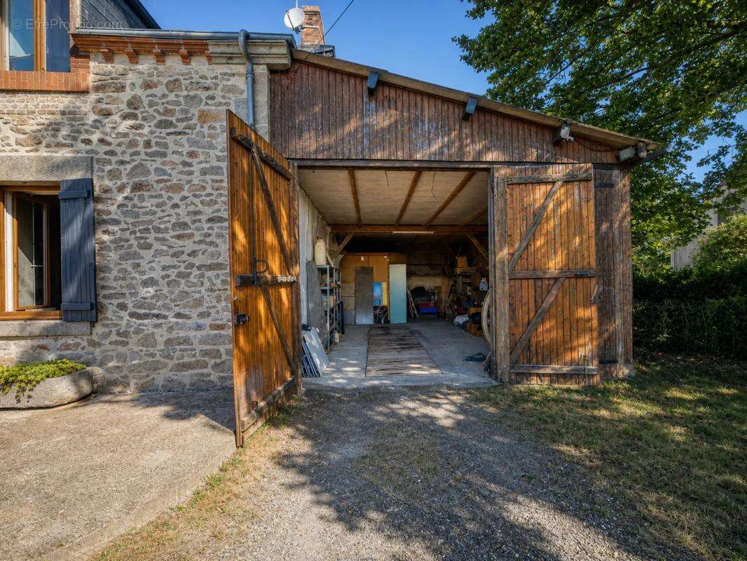 Maison avec dépendance sur 6000m2 de terrain - photo 21