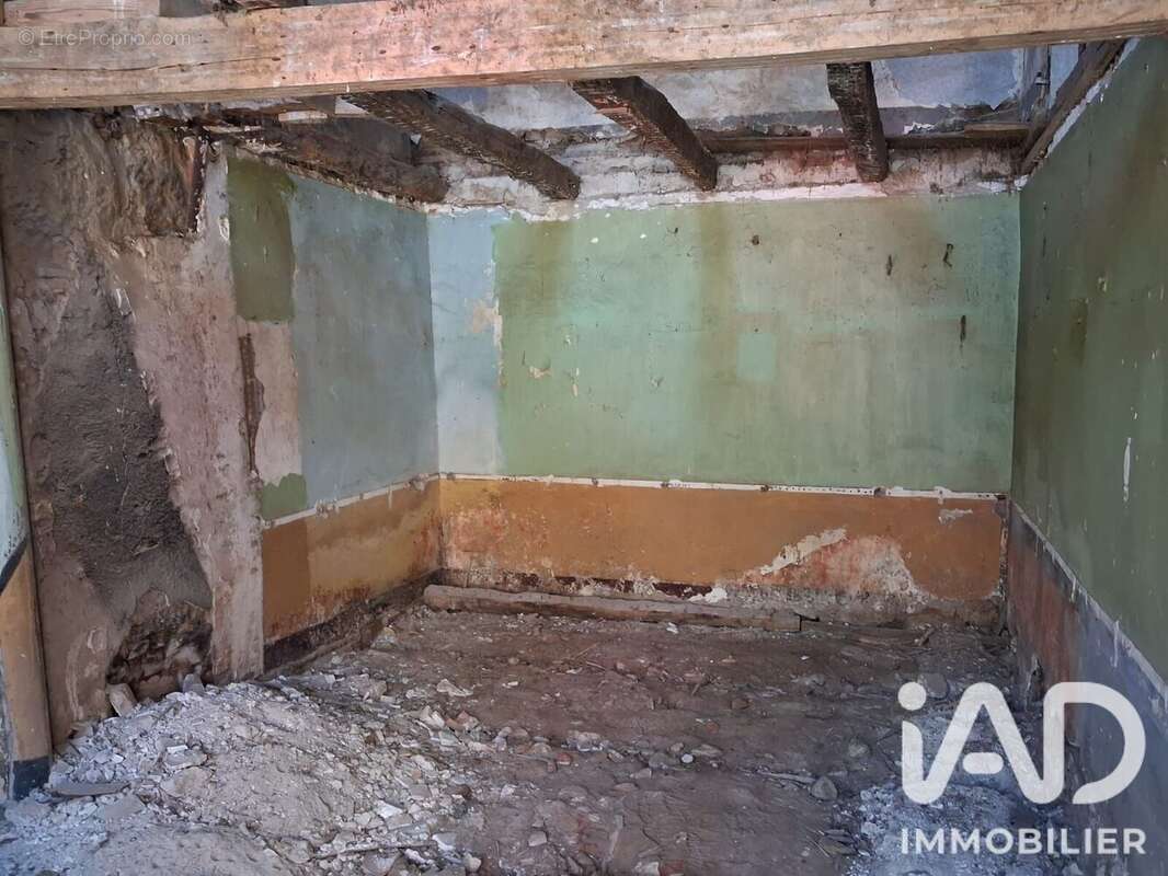 Maison 100 m² à Cazals  - photo 4