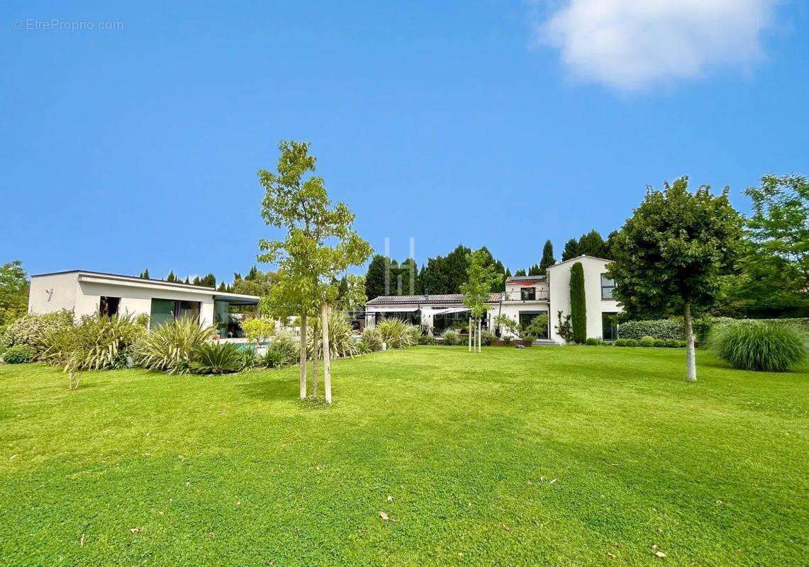 Maison à SAINT-REMY-DE-PROVENCE