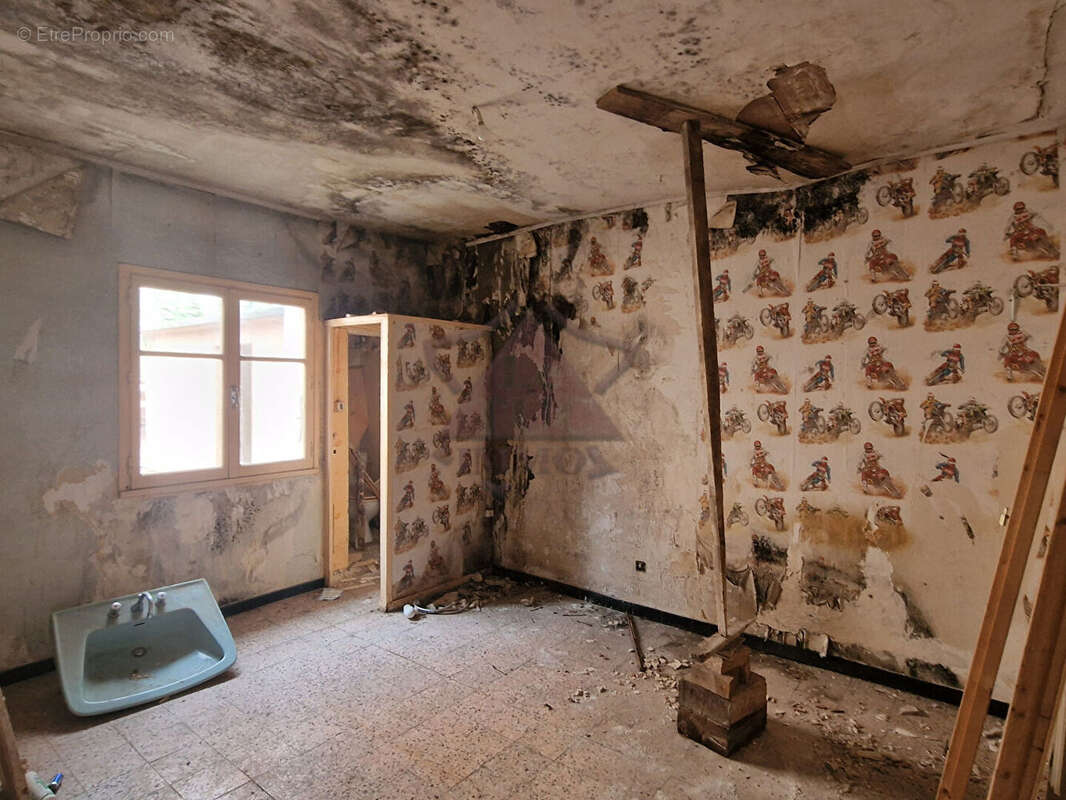 Maison à SAINT-AMBROIX