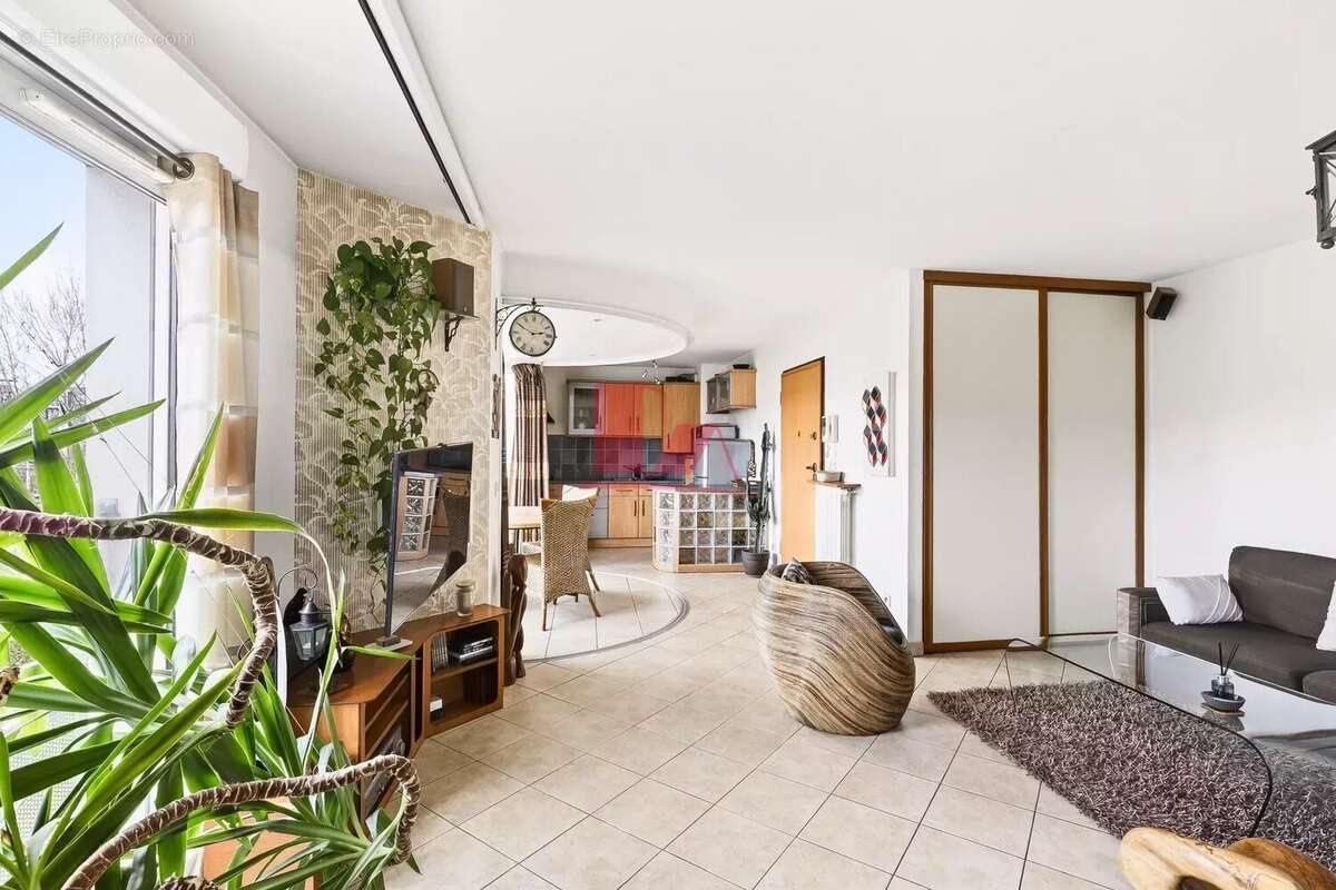 Appartement à ISSY-LES-MOULINEAUX