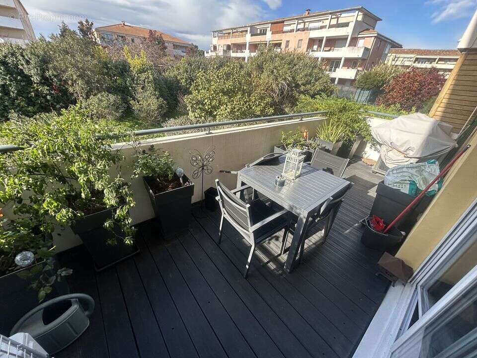 T3 - Chateau gombert - box - garage - terrasse  - Appartement à MARSEILLE-13E
