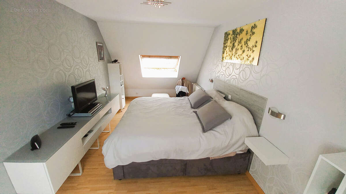 Maison à NOTRE-DAME-DE-BONDEVILLE