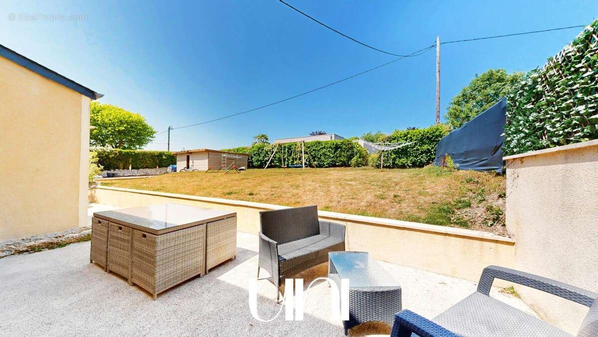 Maison 4 pièces de 82 m2 située à Bayeux - photo 3