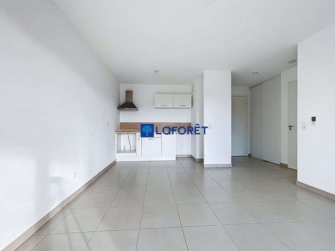 Appartement à HYERES