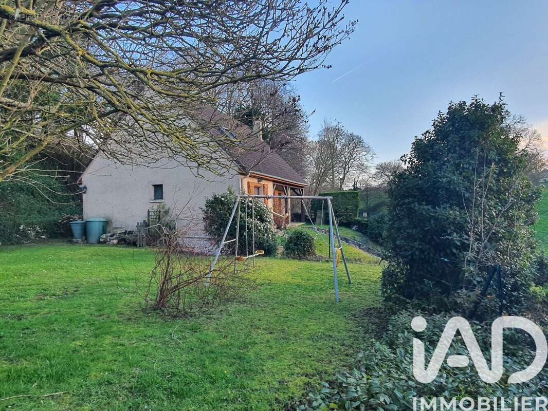 Photo 2 - Maison à ROUXMESNIL-BOUTEILLES