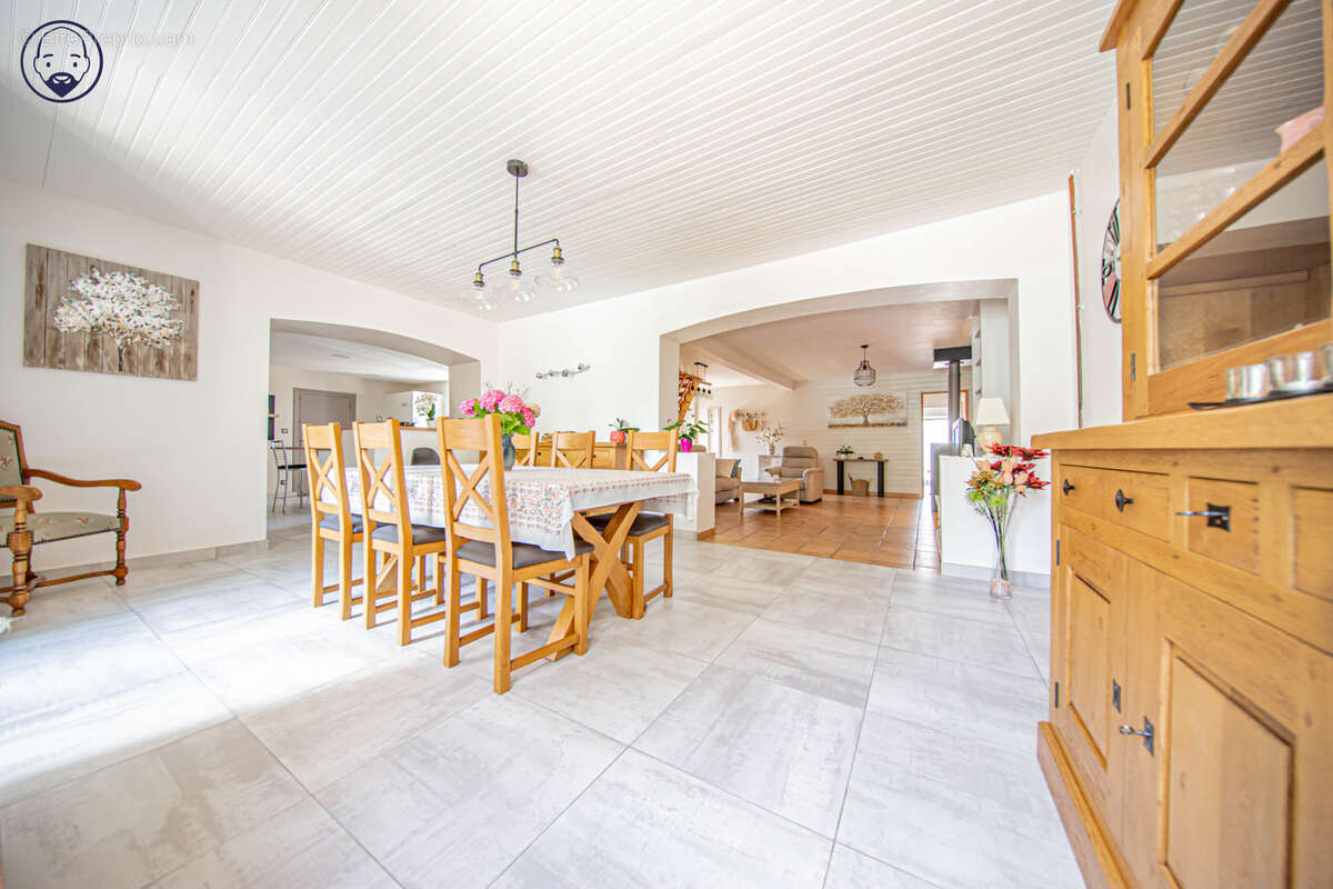 Grande maison de village rénovée avec goût, située sur l'axe Commercy/Ligny-en-Barrois - photo 8