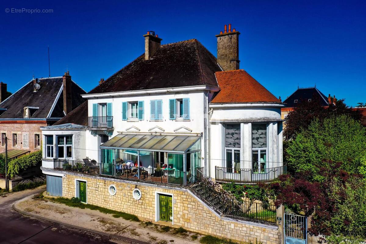 Maison à SEURRE