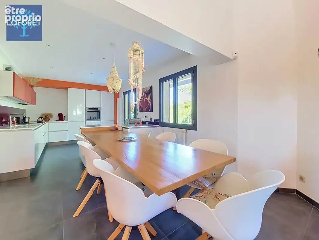 Maison Orlienas 7 pièce(s) 180 m2 - photo 5