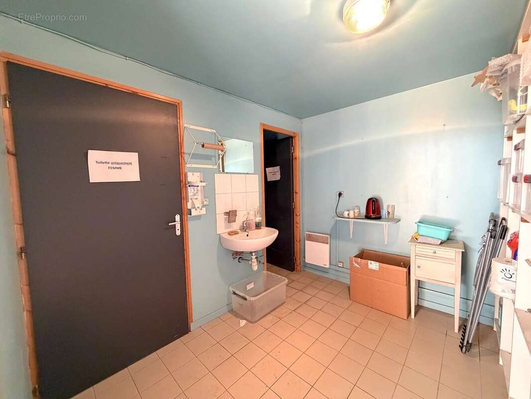 Commerce à SAINT-JEAN-DE-MAURIENNE