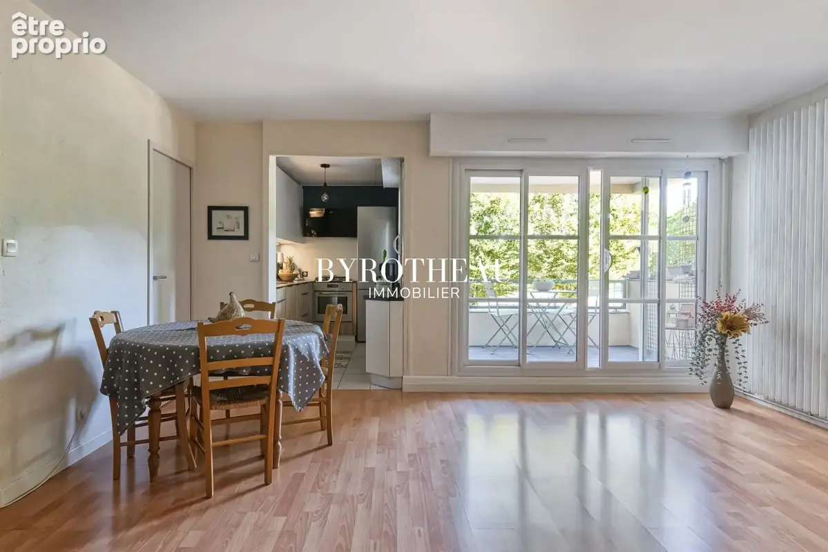 Appartement 3 pièces 76 m² à vendre à Angers (49100) - photo 2