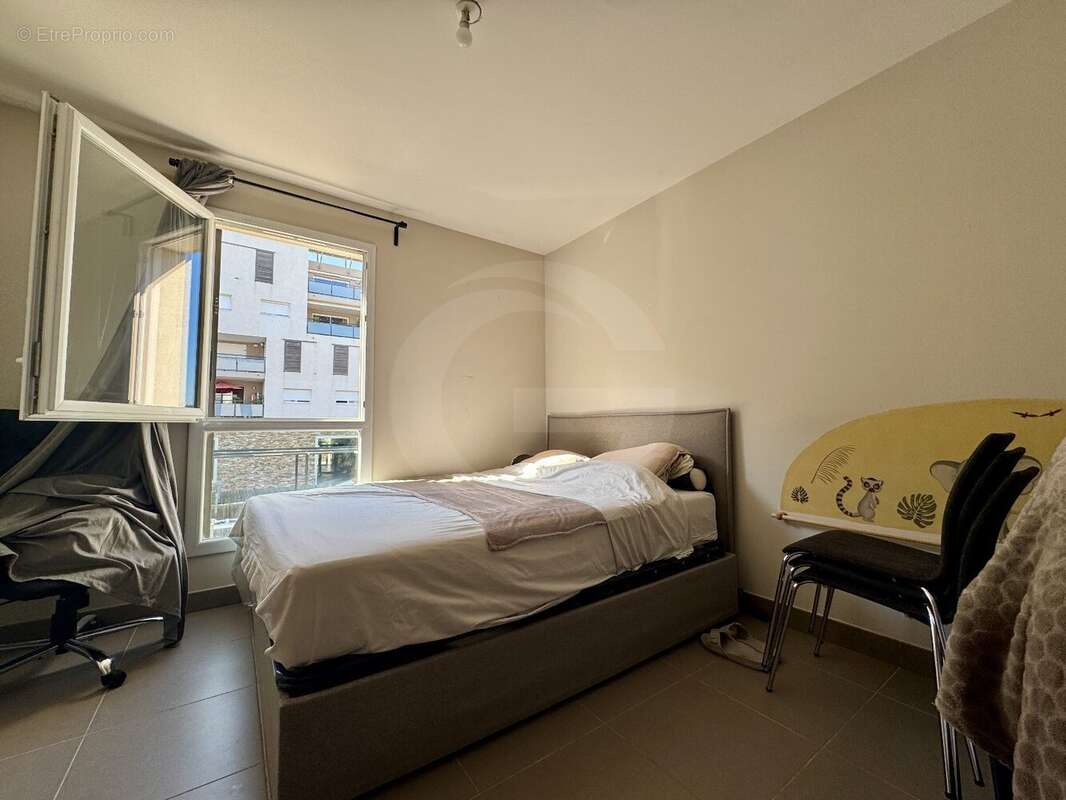 Sete - salins appartement trois pieces avec parking - photo 4