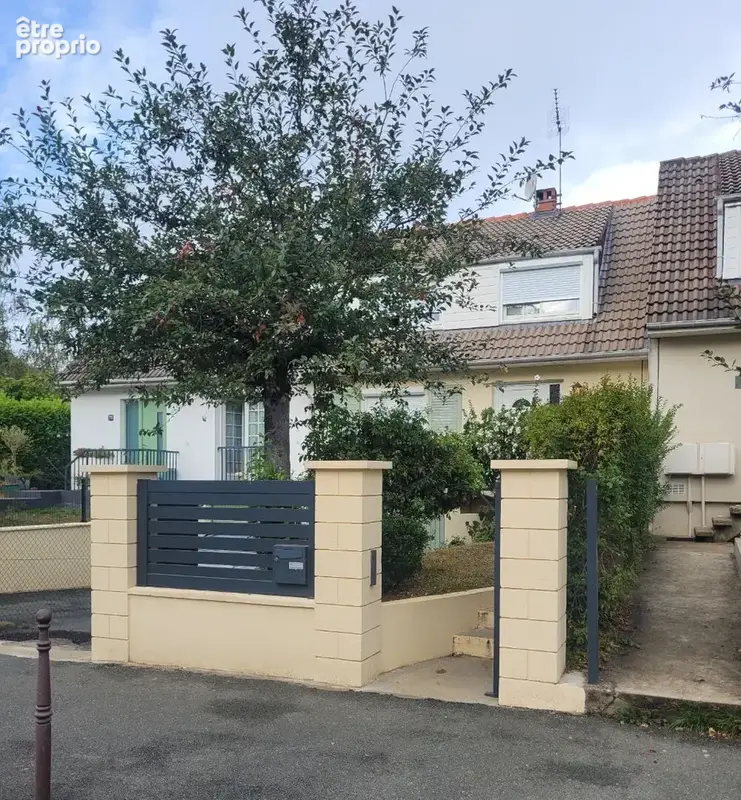 Maison Crespieres 5 pièce(s) 105 m2 - photo 2