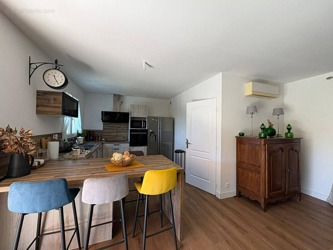 Maison à SAINT-MARTIN-DE-VALGALGUES