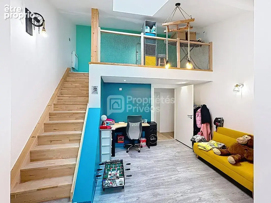 Maison renovee avec grands volumes, jardin et atelier indépendant - photo 3
