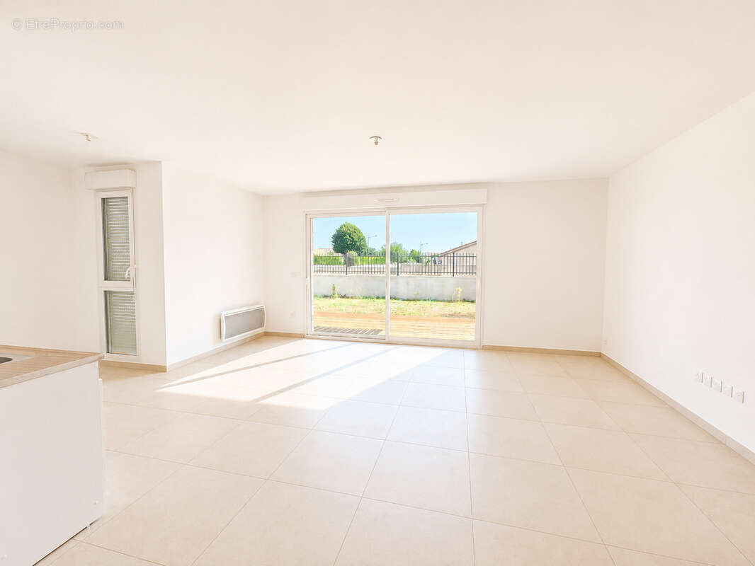 Mauguio   Villa T5 de 114 m2 avec jardin de 108 m2  Disponible immédiatement - photo 12