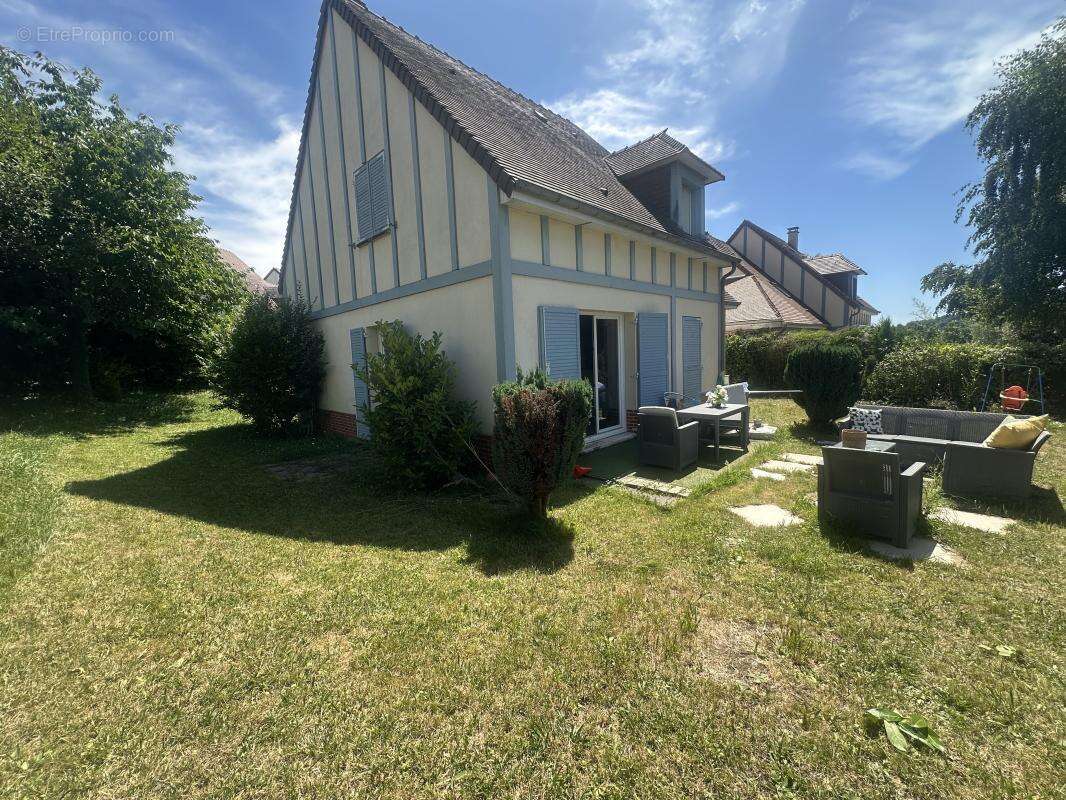 Maison 110 m² à Touques  - photo 4