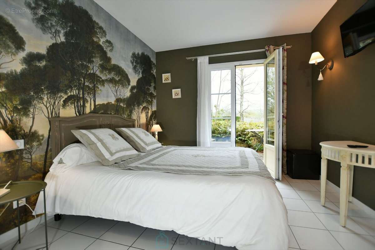 Maison à ANTONNE-ET-TRIGONANT