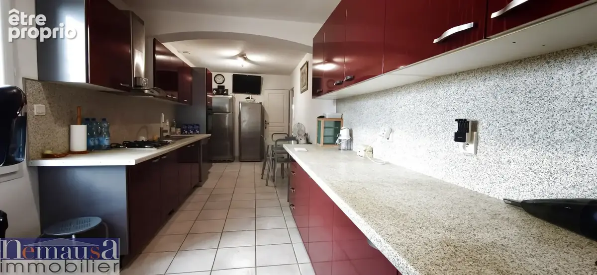 Maison 7 pièces 181 M2 5 chambres avec piscines couverte Générac 30510 - photo 9