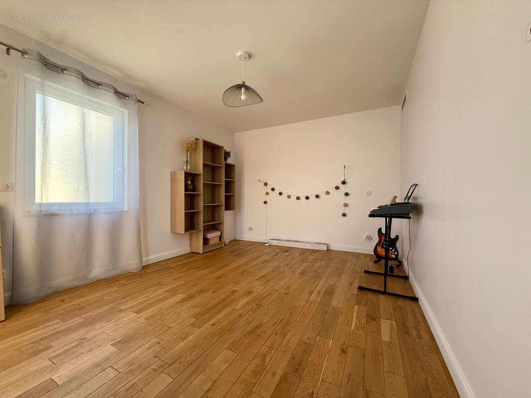 Maison à LE BLANC-MESNIL