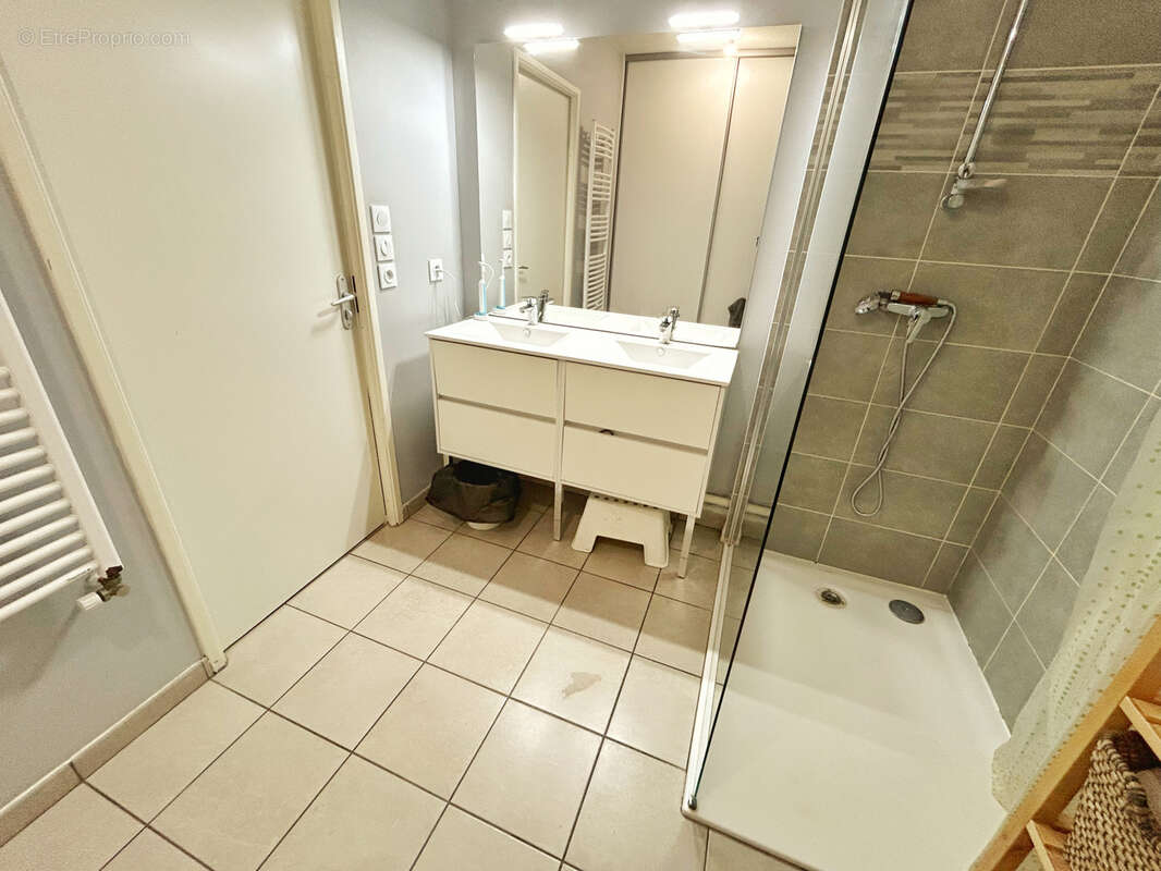 Appartement à GIVORS