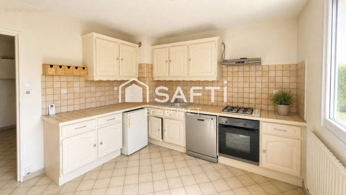 Photo 5 - Appartement à DECINES-CHARPIEU